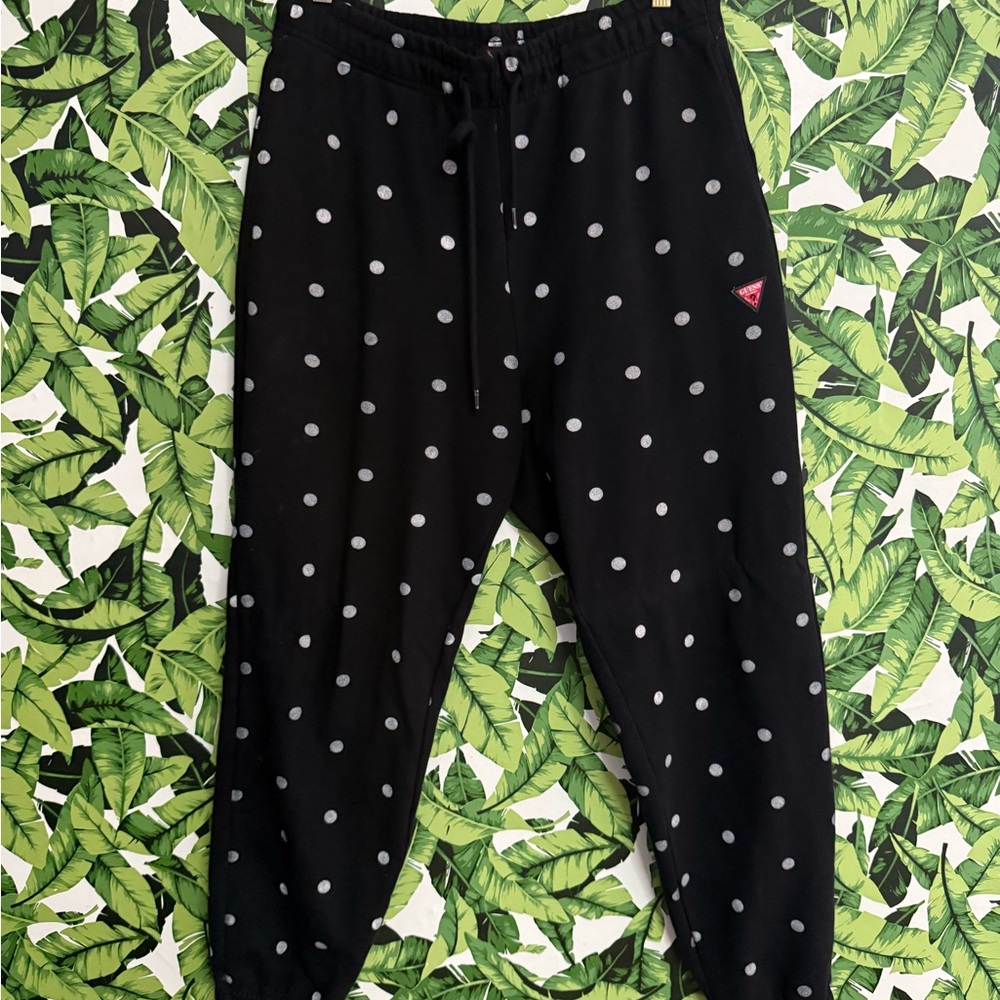 Guess sweatpants